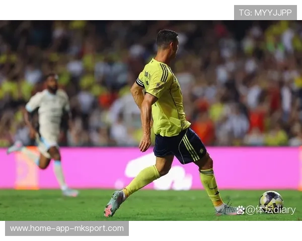 拜仁科曼边路突破横传制造威胁:速度、节奏与传球的全景解读 拜仁科曼边路突破横传制造威胁:速度、节奏与传球的全景解读